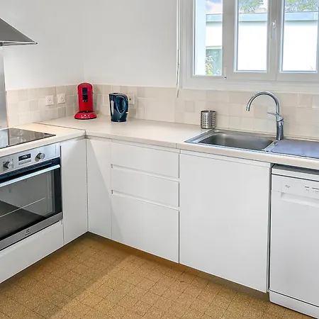 A 5 Min Des Plages, Jardin Prive Apartment *